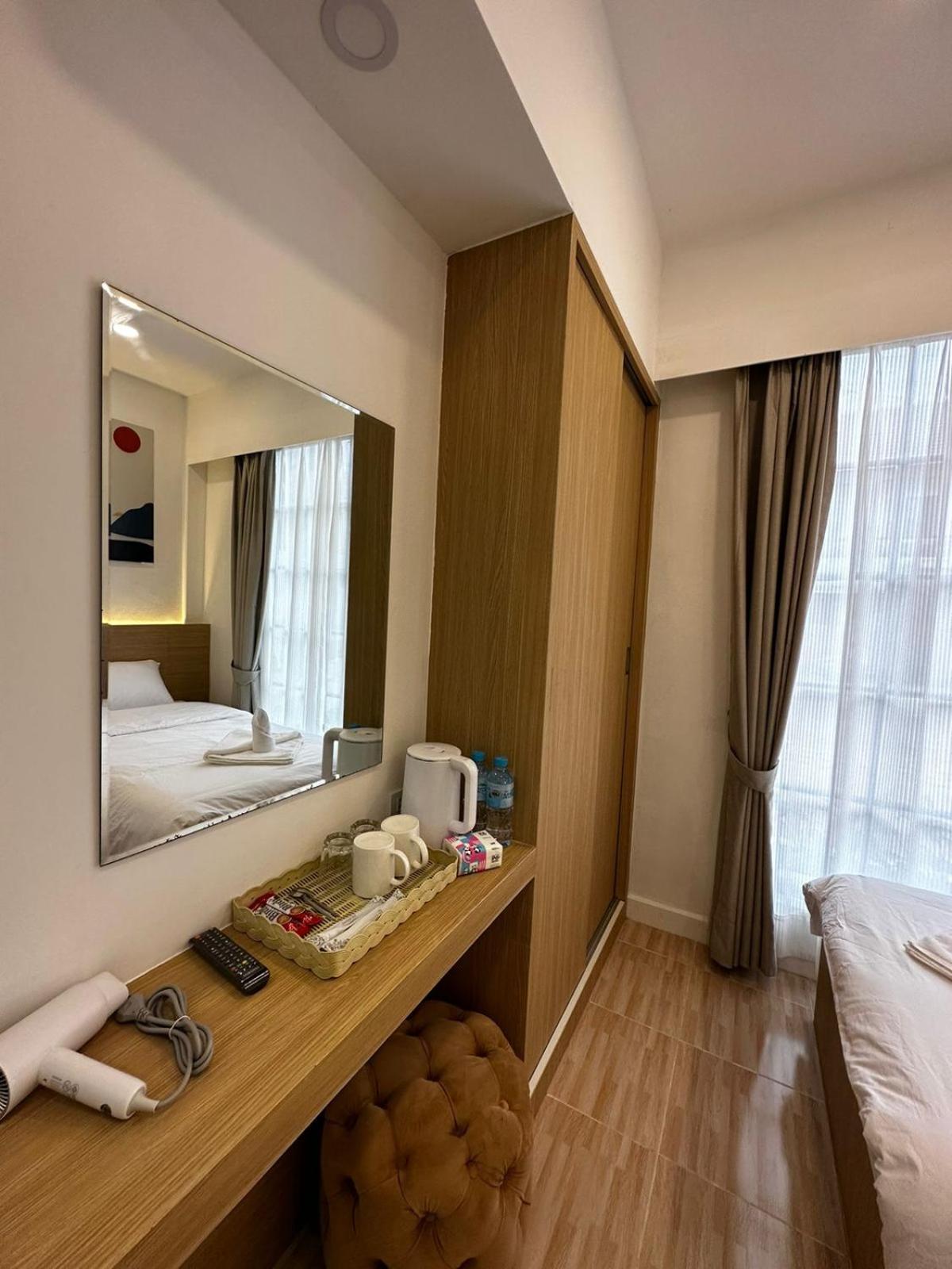 Midnight Blue Guesthouse 루앙프라방 외부 사진